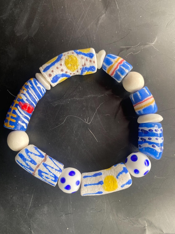 BW51S: White/royal Bracelet