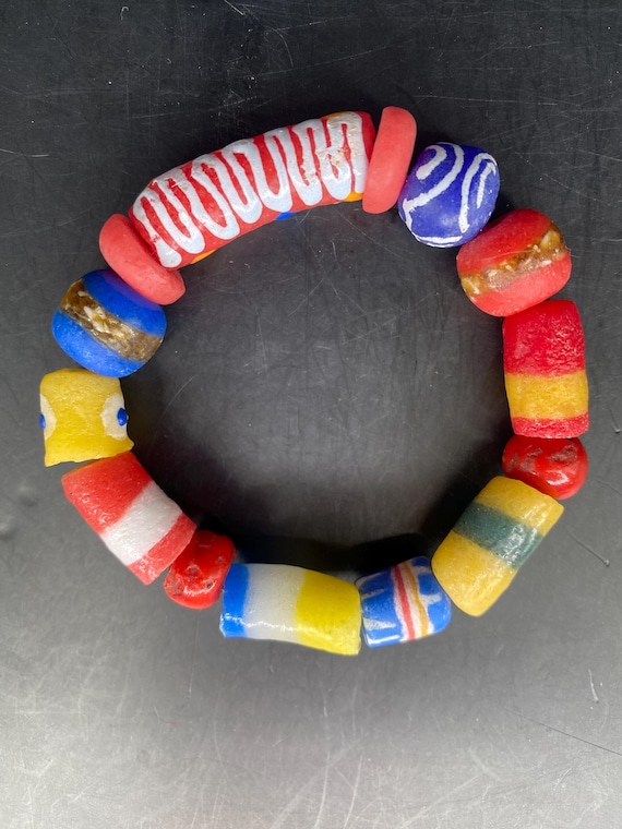 BMUL37S: Red BLue Yellow Bracelet