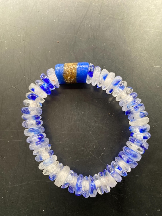 BBL74S: Cobalt Blue Sea Glass Bracelet