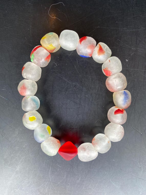 BCL8S: Clear/Red Sea Glass Bracelet
