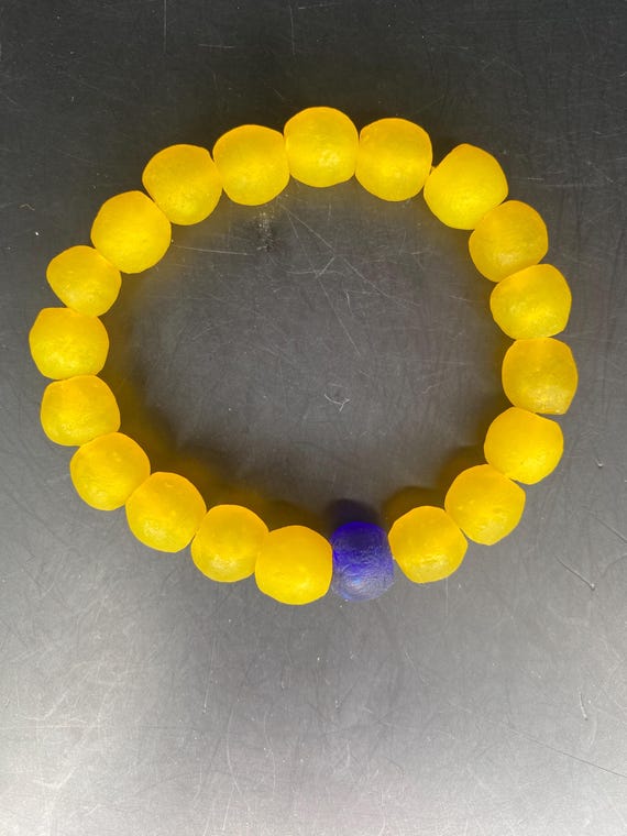 BY45S: Yellow Sea Glass Bracelet