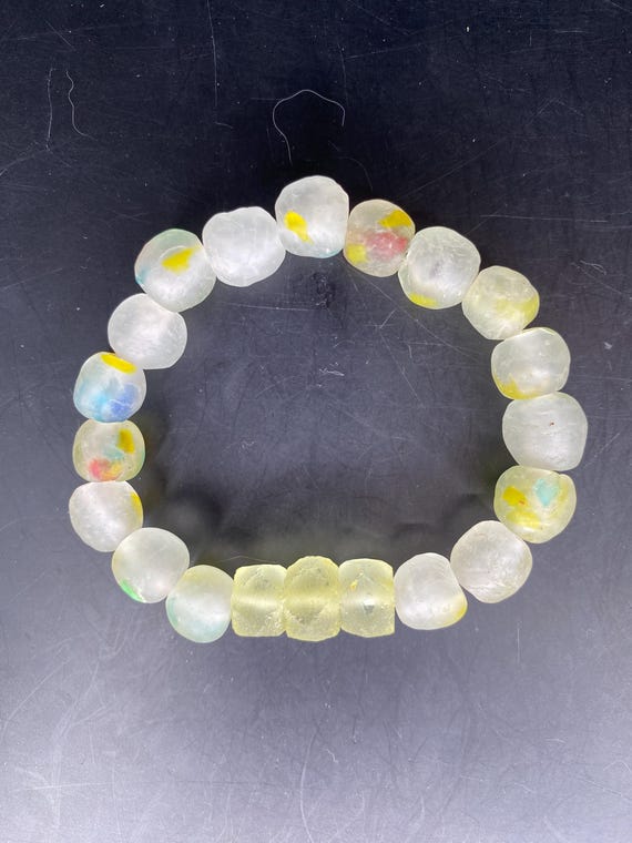 BCL12S: Clear & Yellow Sea Glass Bracelet