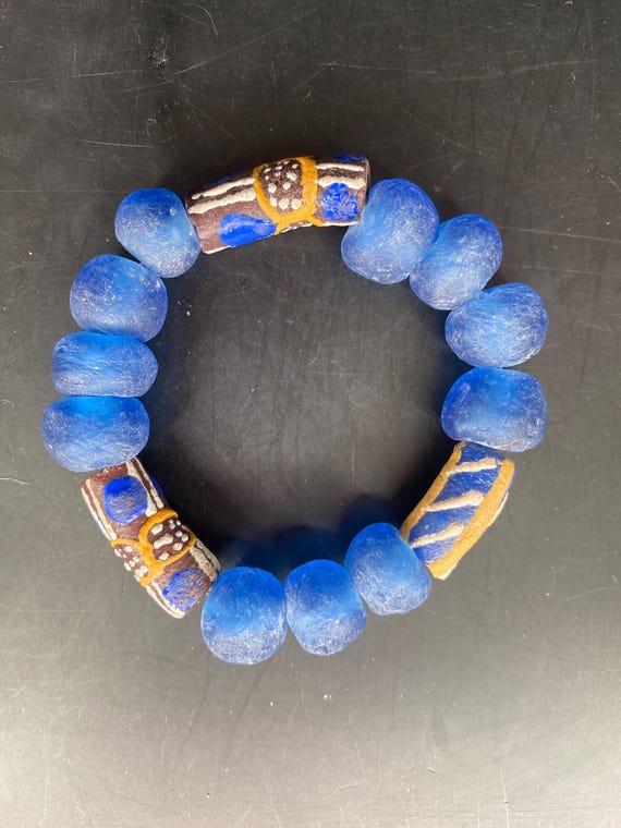BN17S: Navy Sea Glass Bracelet