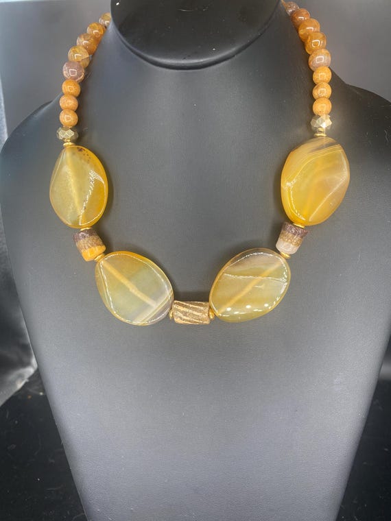 Mustard brown Ovals: Mustard Agate Necklace
