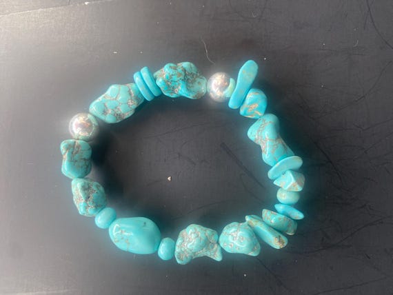 BT65S: Turquoise Bracelet