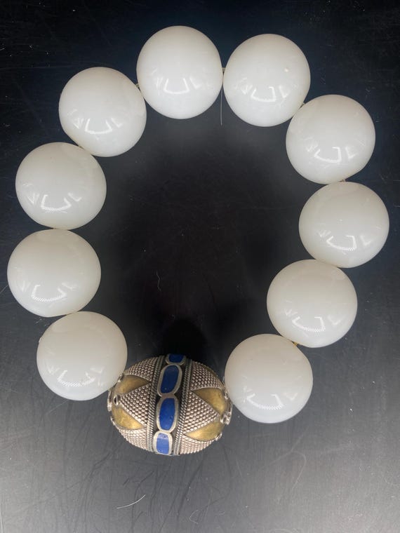 BW31S: White Moonstone Bracelet