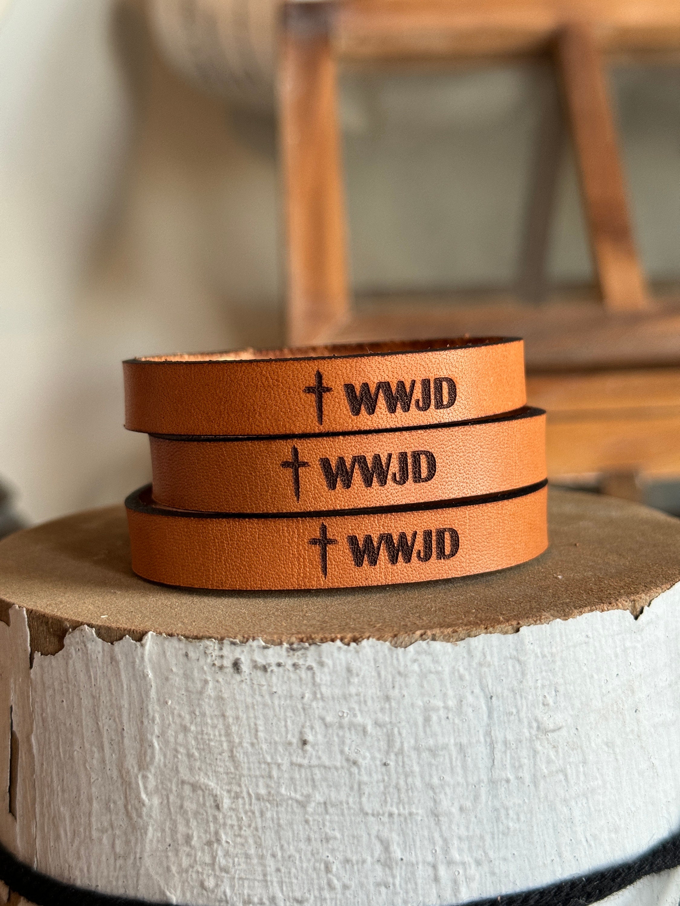 【送料&関税込】Dries Van Noten embroidered Bracelet Dries Van Noten 'embroidered' Bracelet | italist