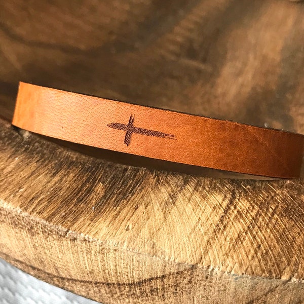 Cross Thin Leather Bracelet - Adjustable Full Grain Leather - Personalized Engraved Bracelet Religious Gift - Tiny Cross Reminder