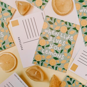 Quand la vie vous donne des citrons Carte postale | carte postale de fruits | | d’impression de fruits | d’illustration de citron | de carte postale A6 | de cartes postales positives Brolly Météo