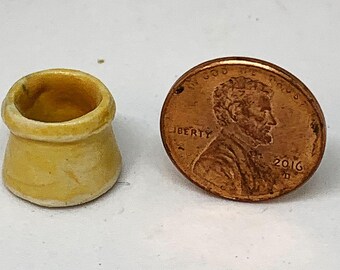 Miniature OOAK Hand-thrown Pot (49)