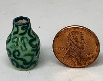Miniature OOAK Hand-thrown vase (17)