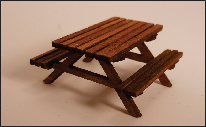 Details about   DOLLHOUSE MINI HALF INCH SCALE PICNIC TABLE 