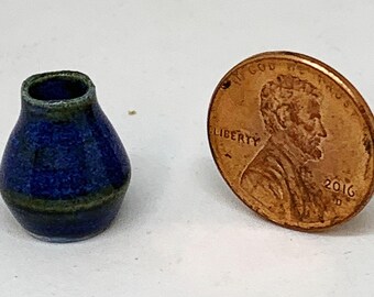 Miniature OOAK Hand-thrown Vase (42)