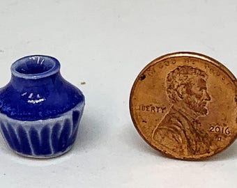 Miniature OOAK Hand-thrown Vase (43)
