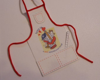 Miniature 1:12 Scale Apron with Ruler