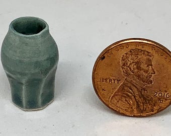 Miniature OOAK Hand-thrown Vase (47)
