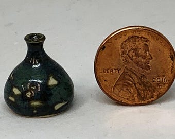Miniature OOAK Hand-thrown Vase (19)