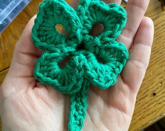 Crochet bookmark pattern, four leaf clover, friend gift, Valentine’s Day, St Patrick’s Day, Irish Day, clover, shamrock pattern