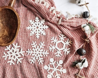 6" Metal Snowflake Ornaments