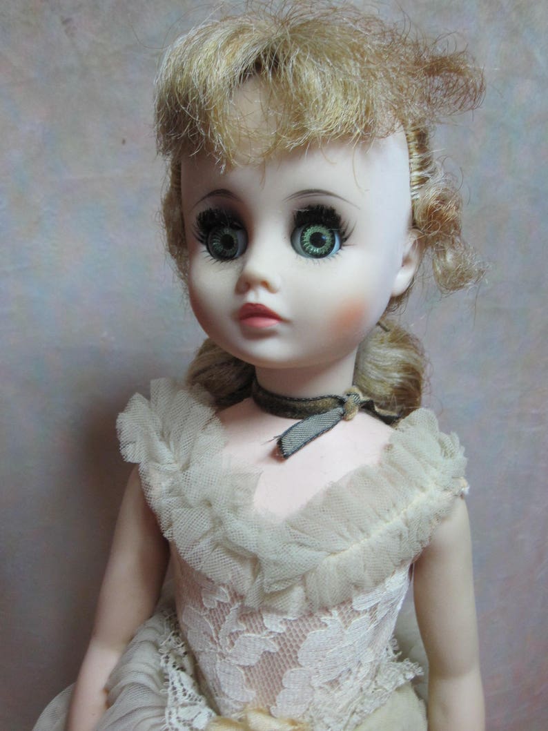 18 ballerina doll