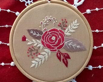 Flowers Embroidery KIT - hand embroidery kit - DIY embroidery Kit - embroidery hoop - beginner needlecraft - rose embroidery pattern
