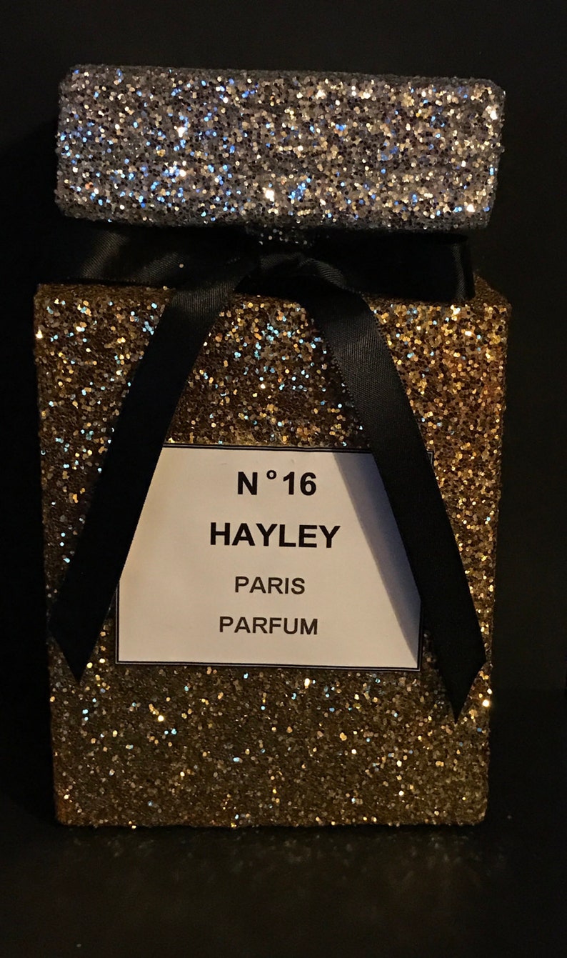 8 Bottle Personalized Perfume Bottle Centerpiece Etsy