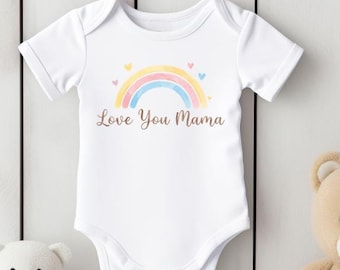 Mono arcoíris "Te amo, mamá" - Traje para el Día de la Madre 744