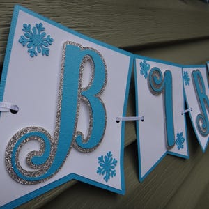 Pancarta de País de las Maravillas Invernal, Pancarta de Invierno Mágico, Pancarta de Copos de Nieve, Pancarta Congelada. Decoraciones Congeladas. imagen 1