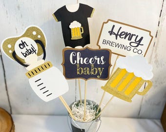 Centro de mesa "Bebé en camino", Adornos para baby shower "Bebé en camino", Decoraciones "Bebé en camino", Cerveza y botellas, Baby shower mixto