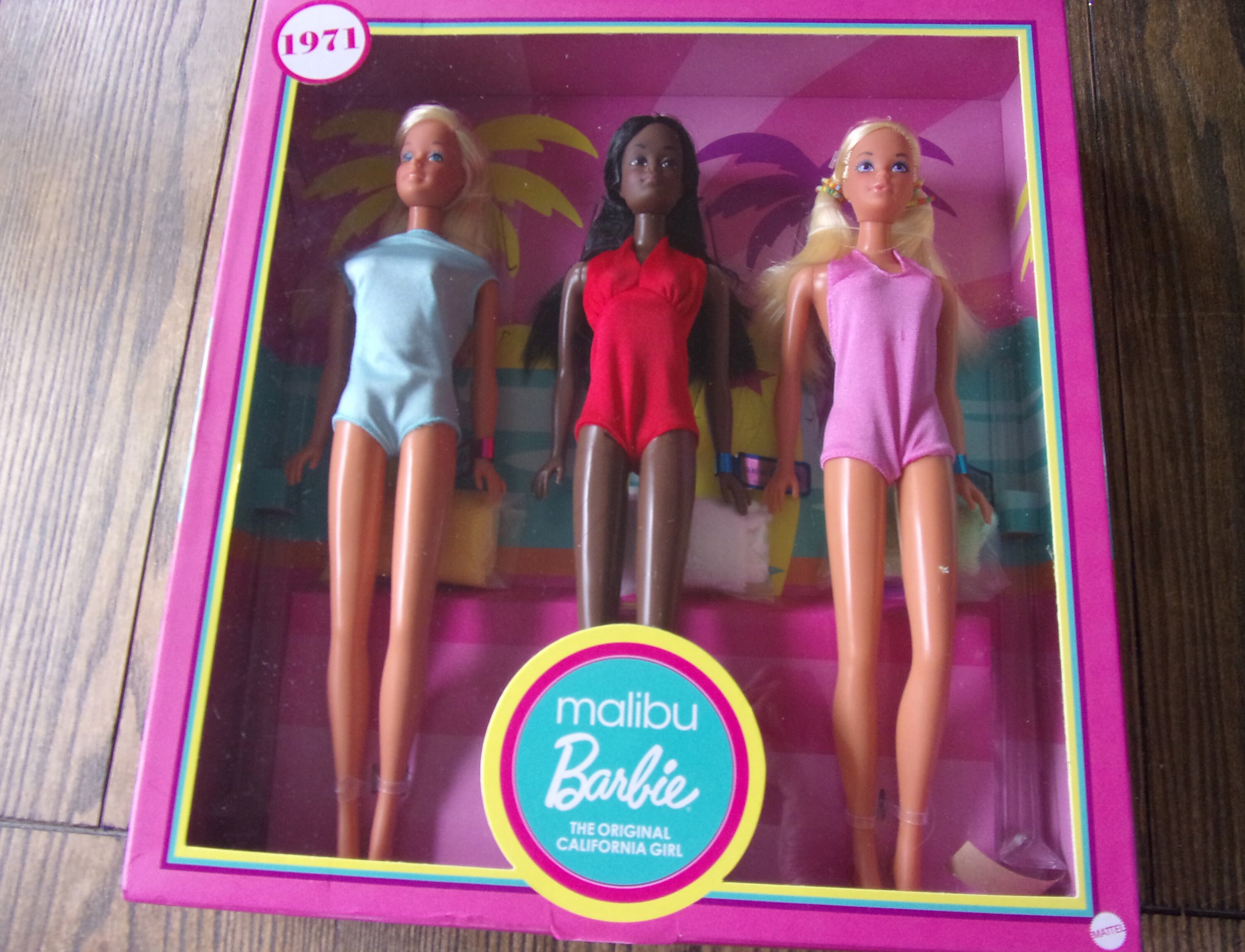 Malibu Barbie And Friends Gift Set Malibu Barbie Friends Retro