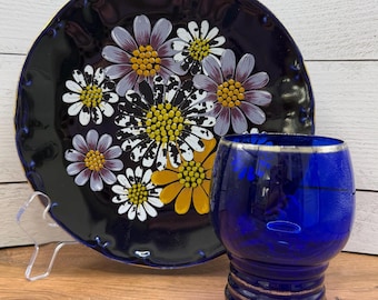 Vintage Bareuther Bavaria Echt Cobalt Decorative Plate with Gold Flower Design and Coordinating Cobalt Glass Highball Glass Set, 2 Pieces