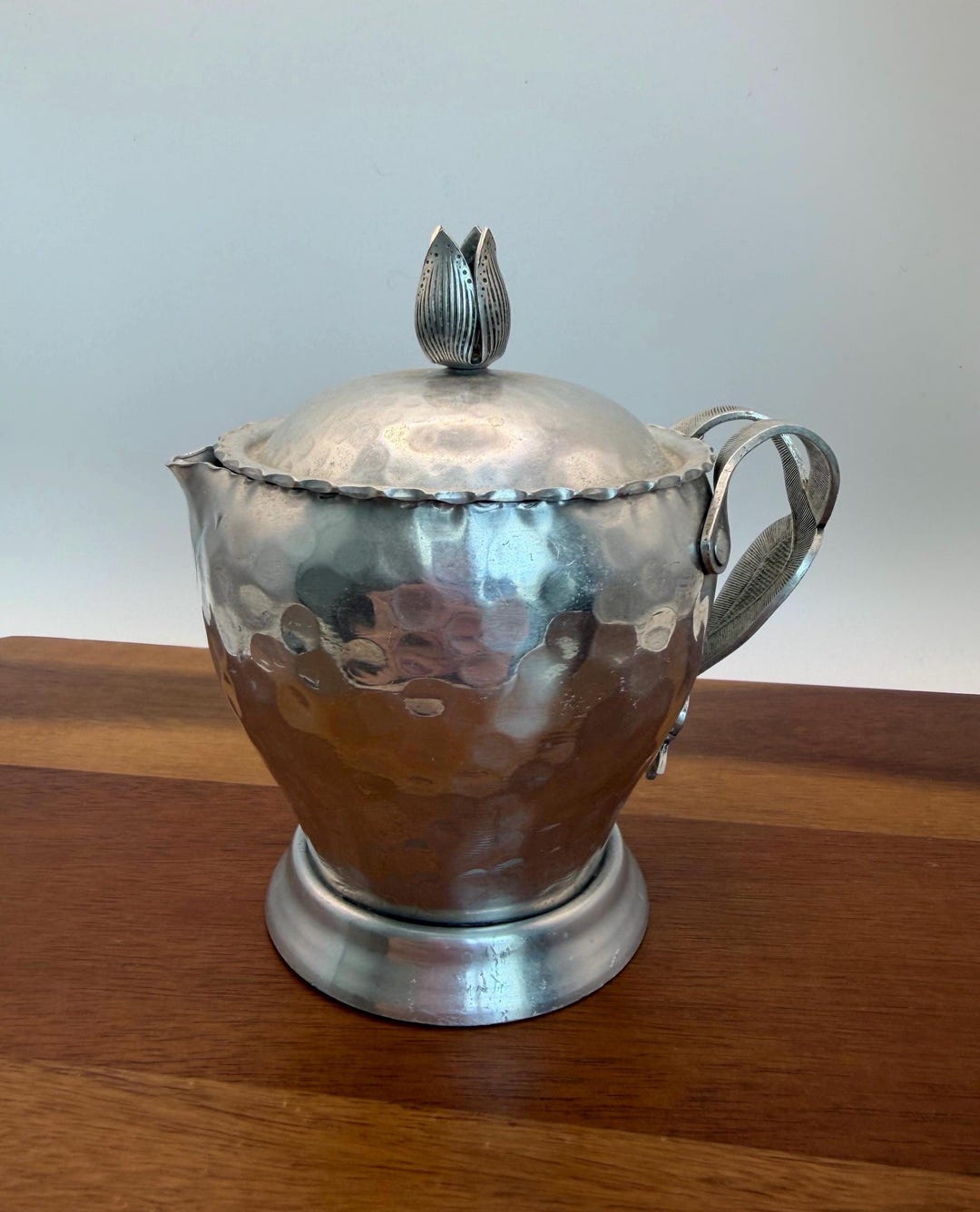 Vintage Rodney Kent Hammered Aluminum Creamer – Tulip Lid & Bow Handle ...