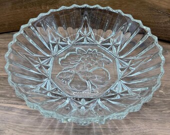 Federal Glass Pioneer Clear Bowl – Intaglio Fruit Pattern, Ruffled Edge Serving Dish