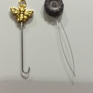 Thread Tail Tucker w/Storage Tin