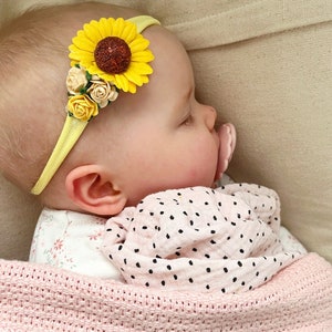 Sunflower headband, flower headband, baby headband, flower headband, yellow hair bow, photo shoot prop, easter headband,