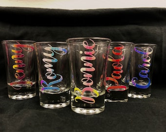 Vasos de chupito personalizados, vaso de chupito de dama de honor, vaso de chupito de despedida de soltera, regalo de fiesta nupcial, favores de fiesta, vasos de chupito personalizados