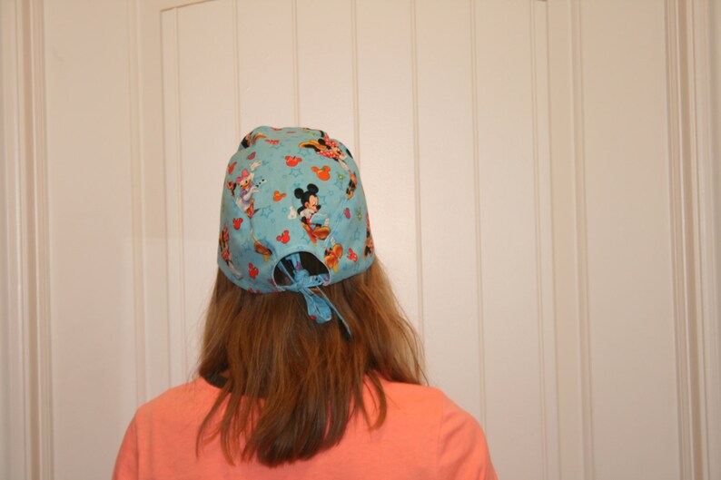 Minnie Mouse Scrub hat