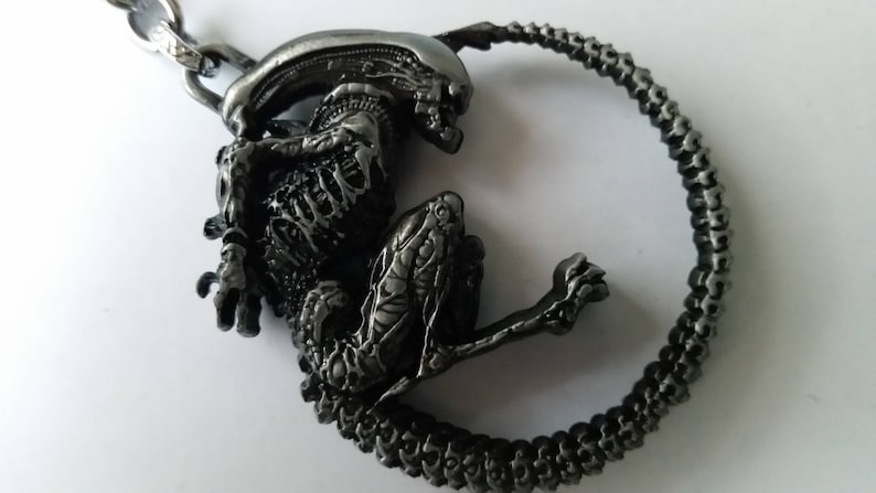 Alien Movie KeyChain Alien Covenant KeyChain Xenomorph Alien keychain Alien Movie accessory Scary Movie Keychain sifi keychain image 1