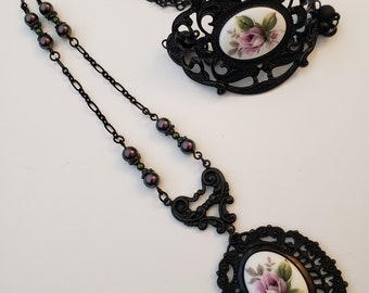 Vintage Victorian Black and Lilac Purple Rose necklace with rare 1928 setting with matching bracelet