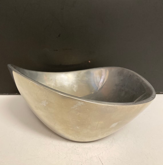 Nambe serving clearance bowl