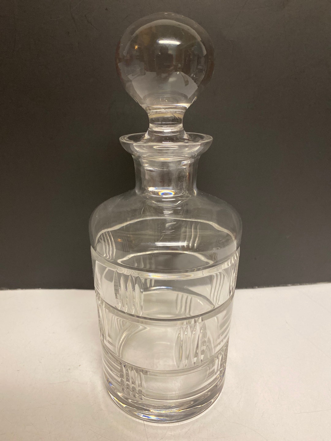 Vintage Crystal Wine Decanter, Circular and Vertical Lines Cut Design