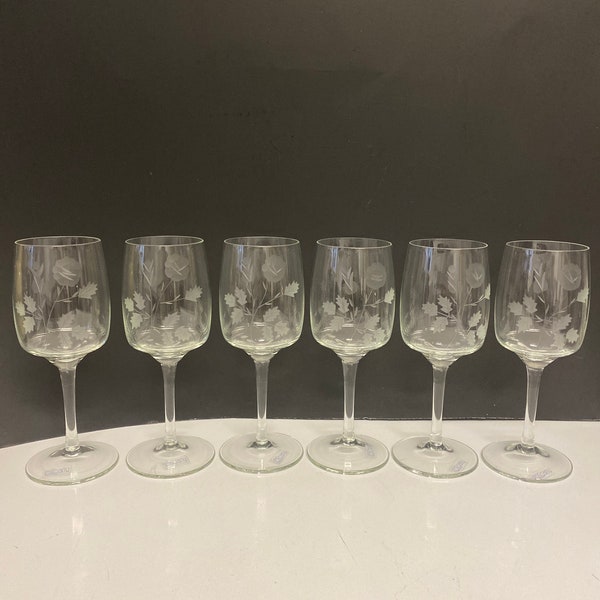 Toscany Crystal Round Wine Glasses Set of 6 Stemware Etched Flower and Leaves