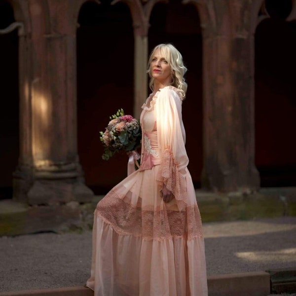 Robe de mariée bohème, robe de mariée rose poudre, robe de mariée rose,  robe de mariée romantique, robe de mariée personnalisé