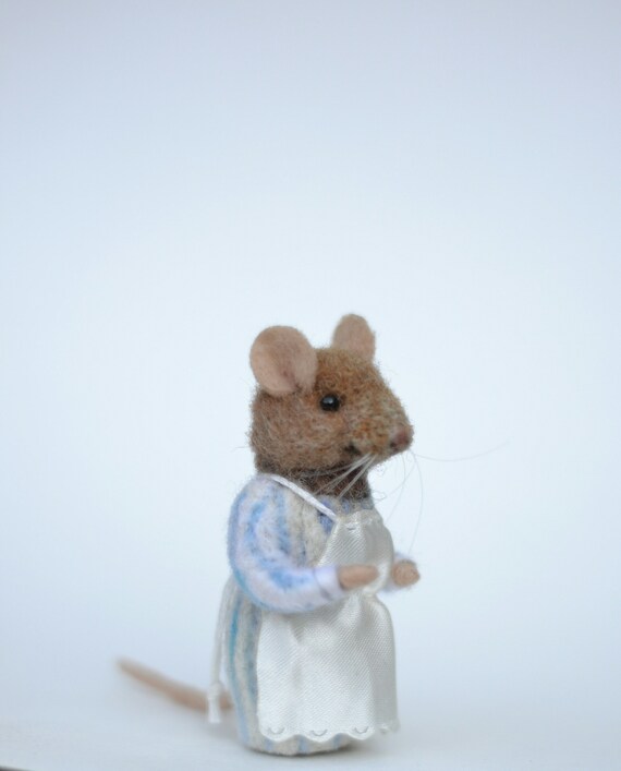 Needle Felt Mouse Miniature Mouse Felt Mouse Dollhouse Mouse Needle Felted  Art Mouse Felt Mice Mouse Wool Mouse White Mouse Realistic Mouse 