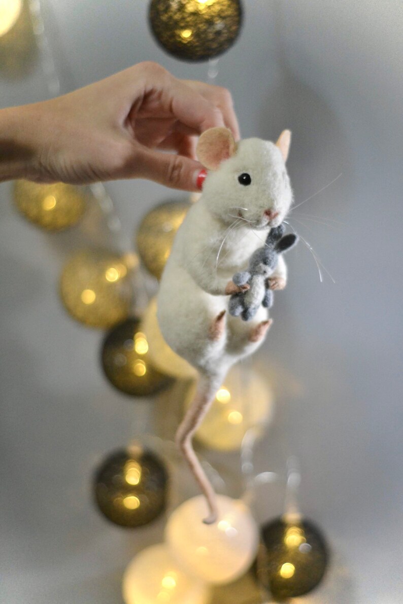 Needle felted mouse Little mice White mouse Felted animal Mouse filtz Felted miniature Wool mouse Felt sculpture mouse Eco toy image 7
