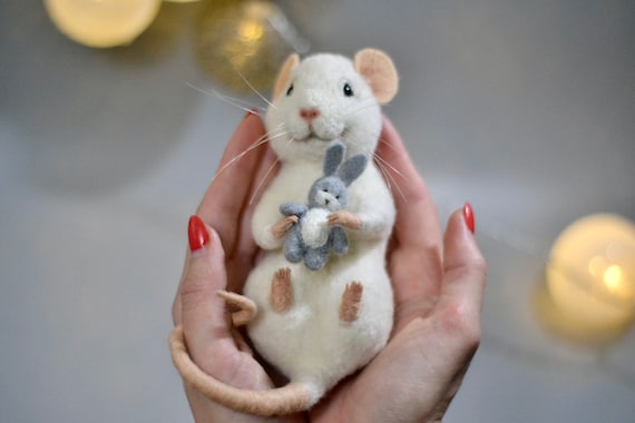 Needle felted mouse Little mice White mouse Felted animal Mouse filtz Felted miniature Wool mouse Felt sculpture mouse Eco toy