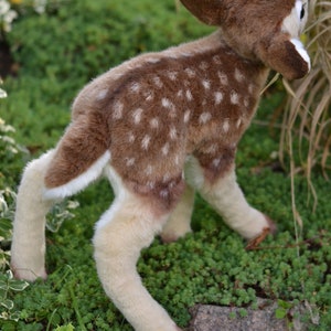 Realistic deer MADE TO ORDER Plush fawn, white tailed baby deer, animal art doll, interior stuffed toy, sewn animals, fake fur toy, pet copy image 9