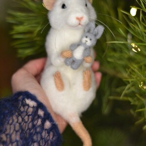 Needle felted mouse Little mice White mouse Felted animal Mouse filtz Felted miniature Wool mouse Felt sculpture mouse Eco toy image 10