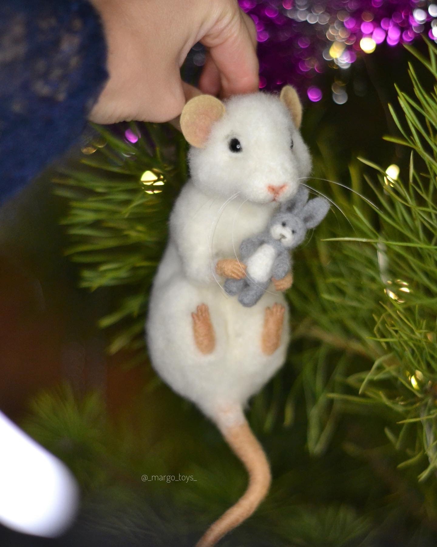 Needle Felted Mouse Little Mice White Mouse Felted Animal Mouse Filtz Felted  Miniature Wool Mouse Felt Sculpture Mouse Eco Toy 