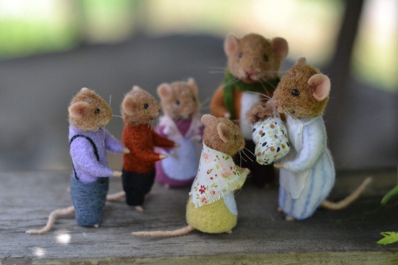 Mouse Family MADE TO ORDER Needle Felted Mouse Dollhouse Etsy